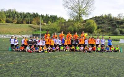 Arabako II. Euskarazko Futbol Topaketa, kirolean hizkuntzaren joko zelaia handitzeko abiapuntu