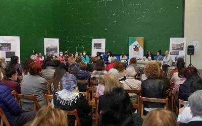 Artziniegako emakumeen historia, liburu