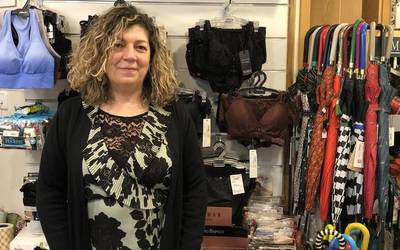 Maria Jose Carmona: "Bezero onak ditut, horri esker jarraitzen dut hemen"