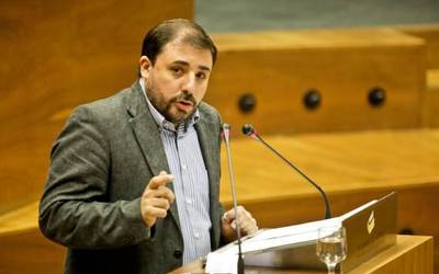 Unai Uhalde (Geroa Bai): “Alderdien arteko harremanak kolokan jarri ditu PSNk”