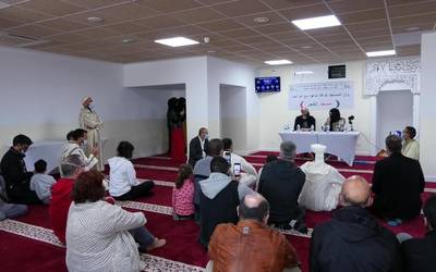 Herritarrentzako zabalik egoteko helburuarekin inauguratu dute Alfajr meskita berria