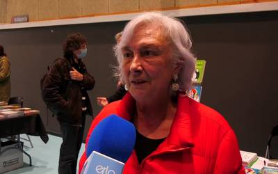 Arantxa Urretabizkaiari aitortza eginda ireki ditu ateak Geure Gelatik liburu azokak