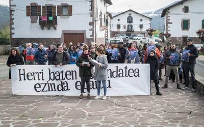 Aroztegiko zazpigarren auzipetuari elkartasuna adierazteko Nafarroako Auzitegi Nagusian bilduko dira apirilaren 7an