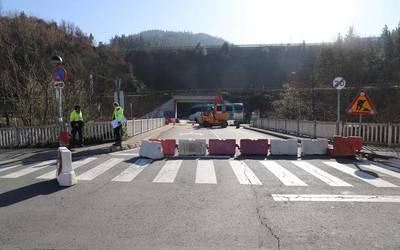 Osiñako zubia itxi egingo dute apirilaren 6an eta 7an