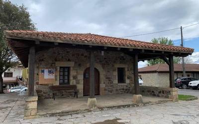 Andraka auzoko kontsultategi zaharra berritu du Lemoizko Udalak