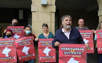 Herritarrak administrazioan berezko hizkuntzan hizketatzeko eskubidearen alde