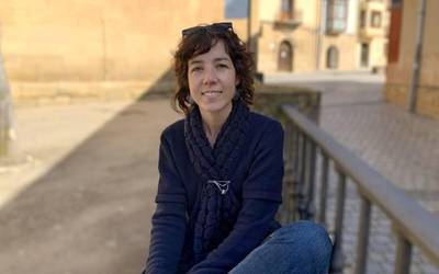 "Belaunaldien arteko katea da tradizioa, eta gu katebegiak gara"