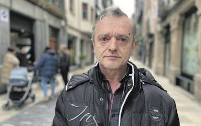 “Seriotasun gehiegi dago; jendea Andra Mariko arkupea baino zurrunagoa da”