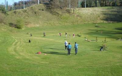 Pitch and Putt hastapen tailerra