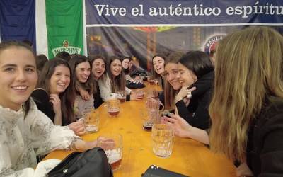 Jendetza, Zarauzko Garagardo azokako XX. edizioko lehenengo egunean