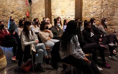 Indarkeria matxistari buruzko hitzaldi zikloa antolatu du Itaiak apirilean zehar