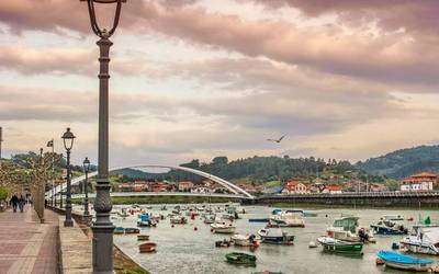 Plentziako eskaintza turistikoa berritu dute Aste Santurako eta udaberrirako
