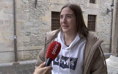 Ainhoa Salillas: "Bi txapelketak eskuratzea izugarria izan da; oraindik ez dugu barneratu lortutakoa"