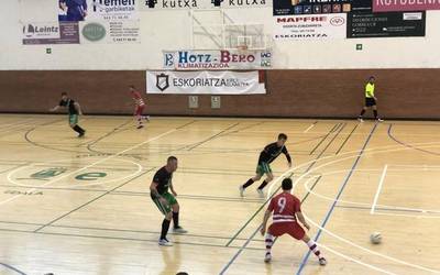 Eskoriatzak ezin izan du Afantxo mendean hartu  (1-3)
