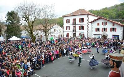 Larunbatean Nafarroaren Eguna Baigorrin