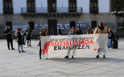 Maiatzaren Lehenean, sozialismoaren aldeko aldarria zabaldu du Kontseilu Sozialistak