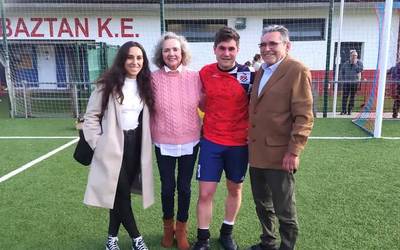 Giltxaurdiko denboraldiko azken partidan Luis Iturriria kapitaina omendu du Baztan futbol taldeak