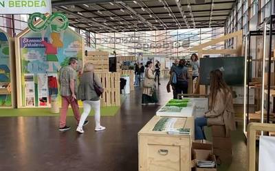 [BIDEOA] Berdeago Azokaren 10. edizioak ateak zabaldu ditu