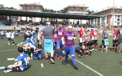 Genuine ligako euskal taldeek gozatu ederra hartu dute Adeitasun Torneoan