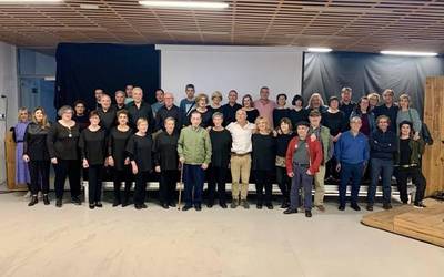 Irudietan: Joandakoak gogoan, 'Mende bete arraunean eta bertsotan' omenezko ekitaldian