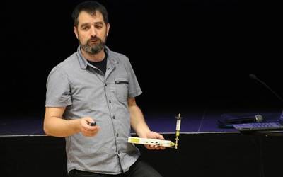 ‘Osasuna eta elektromagnetismoa 5Garen denboretan’ solasaldia emanen dute maiatzaren 13an Lesakan
