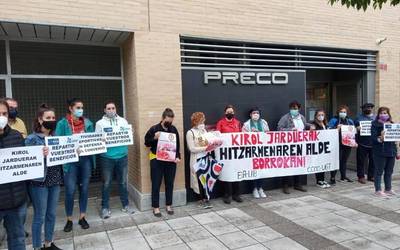 5 eguneko greba ekidin dute azken unean lortutako Arabako kiroldegietako lan hitzarmen berriarekin