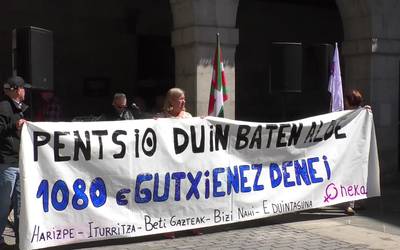Tolosaldeko pentsionistak Gasteizera joateko deia egin dute