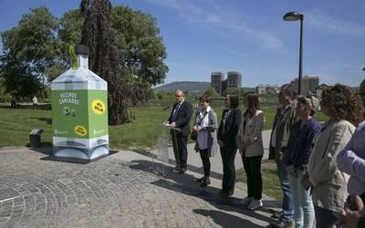 Kale zurrutaren aurkako kanpainak Euskararen eta Berdintasunaren Ordenantzak betetzen ez dituela salatu du Iruñeko oposizioak