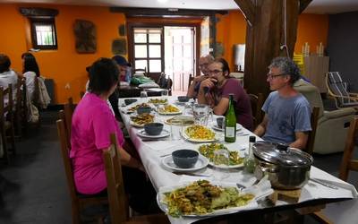 Udaberri festa ospatu dute