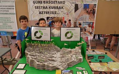Zientziak hartu zuen Lekueder zapatuan