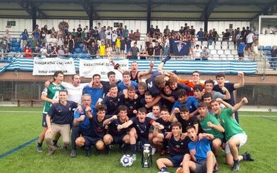 Euskal Ligan jokatuko du datorren urtean Bergarako gazte mailako taldeak
