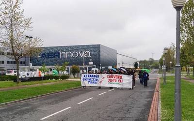 Lau greba egunen ostean, lehen hitzarmena lortu dute Aernnova Engineering enpresan