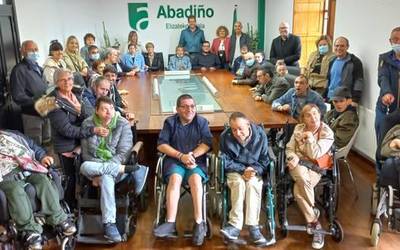Abadiñoko Udalak Gorabide omendu du bere 60. urteurrenean