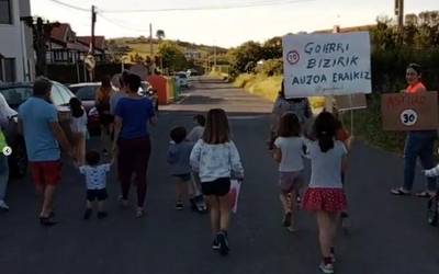 Goierri Bizirik: "Leku zoragarri honetan herri bizigarria sortu gura dugu"