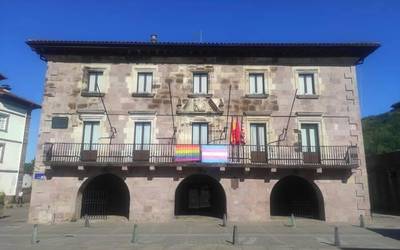 LGTBIfobiaren kontrako egunerako Baztango Udalaren adierazpen instituzionala
