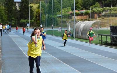 Atletismoaren diziplina anitzak landu zituzten larunbatean Ellakurin