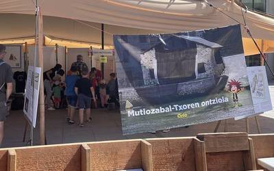 Mutiozabal ontziolari buruzko informazioa eman dute Pasaiako Itsas Festibalean
