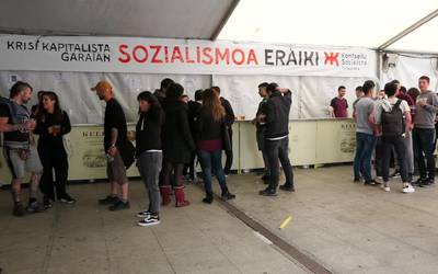 Jana eta edanaz gozatzeko aukera izan da  garagardo festan