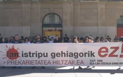 Azkeneko asteetako heriotzen oinarria "lan munduaren prekarizazioa" dela salatu dute sindikatuek