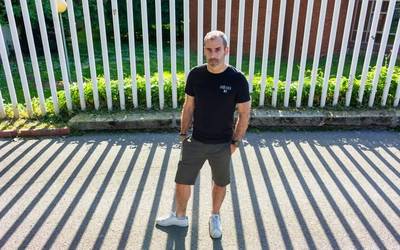 “Zer eta zergatik gertatu den kontatu nahi dugu; horixe da gure balio erantsia”