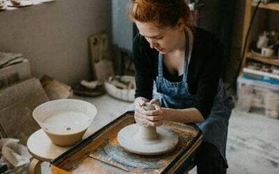Artistentzako marketina: Zure lana aro digitalean sustatzeko tresnarik onenak