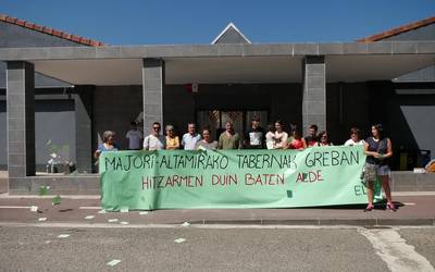 Majori eta Altamira tabernetako langileek greba  mugagabea hasi dute