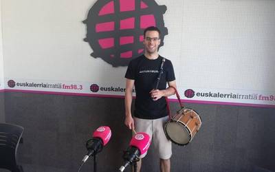 Folkloreak markatu du Xabier Olazabalen bizitza