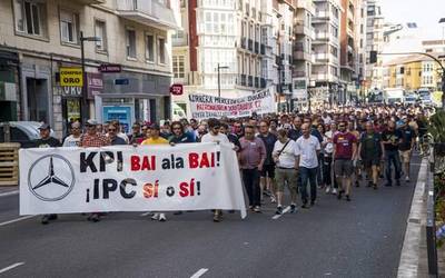 Mercedes gelditu du berriz ere zortzigarren greba egunak