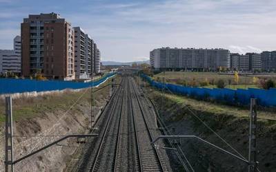 AHTa Gasteizen lurperatzeko aurreproiektua esleitu du Adifek