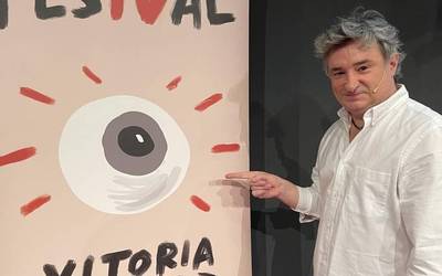 Joseba Fiestrasen pregoiak dena prest utziko du Gasteizko jaietarako