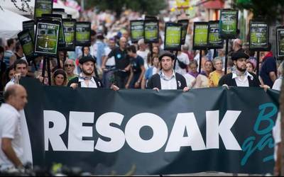 Euskal presoen eskubideen aldeko aldarria presente egongo da Gasteizko jaietan