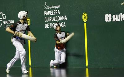 Juaneneak lau puntu lortu ditu Azpirozi 15 tantotan utzita