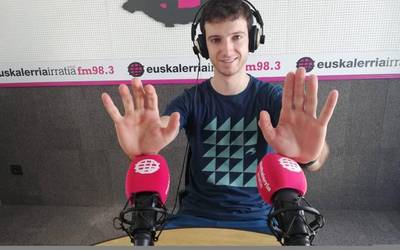 Julen Martija: Techno-popa maite duen pilotaria