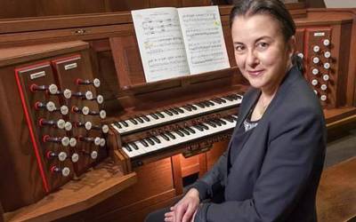Marie-Bernadette Dufourcet organo jotzaileak kontzertua eskainiko du larunbatean parrokian